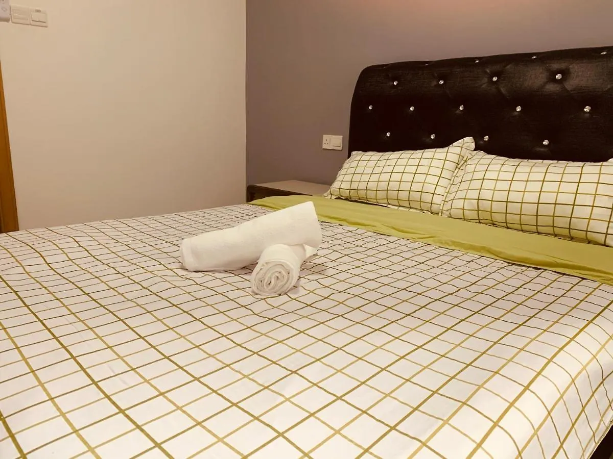 Harzaf Homestay At R&F Princess Cove Johor Bahru Apartment