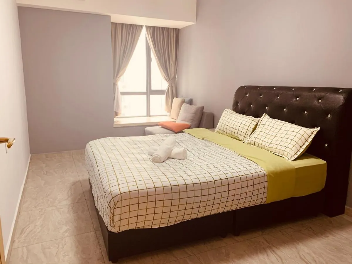 Harzaf Homestay At R&F Princess Cove Johor Bahru Apartment